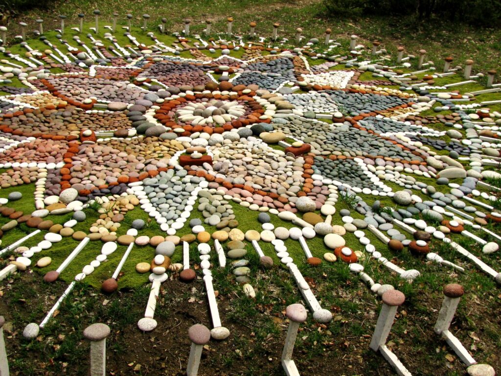 Mandala di Sassi a Selva di Sogno