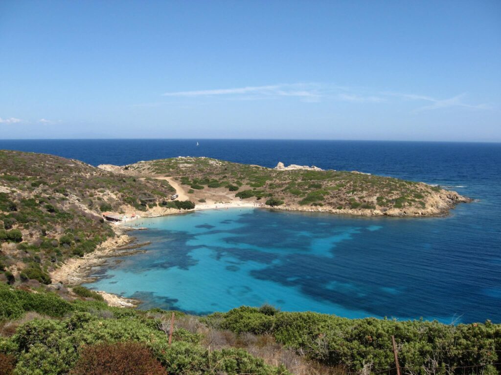 Cala Sabina nell'isola asinara. Photo by Michela Simoncini, Flickr license