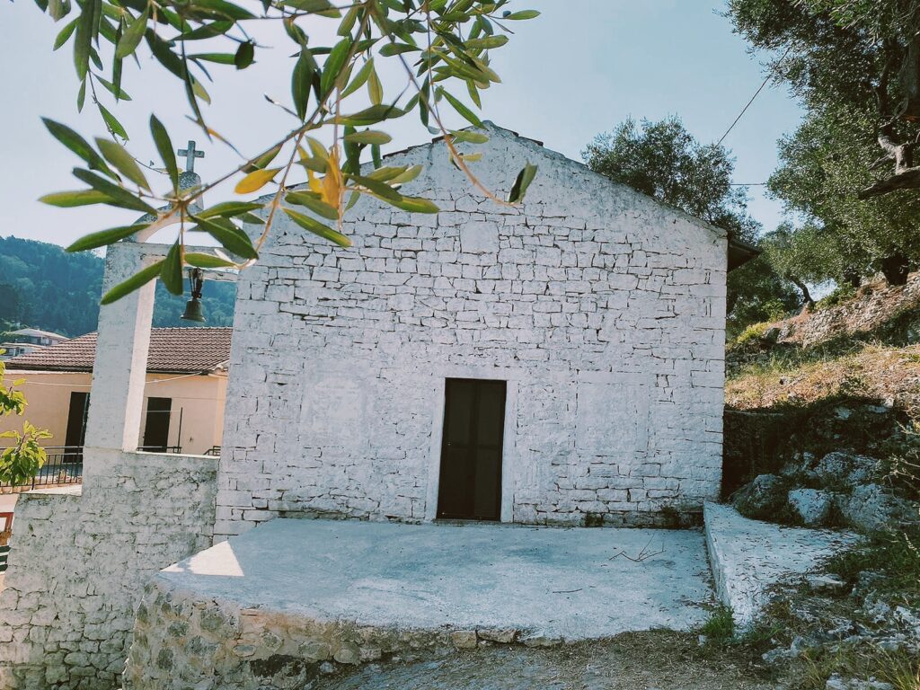 La chiesa di Ipapanti "Agiou Ioanni" nel villaggio di Lakka a Paxos