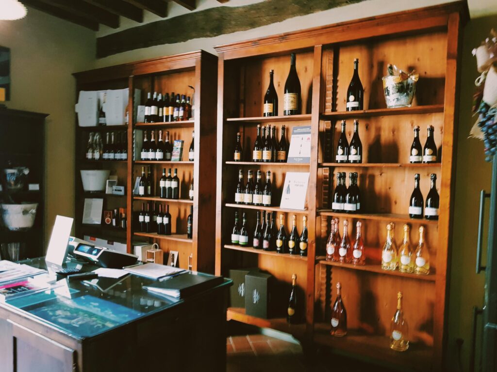 Lo shop per la vendita dei vini e dei prodotti tipici delle cantine CLeto Chiarli