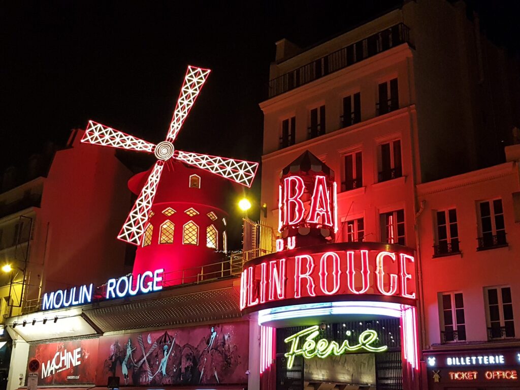 Il Moulin Rouge di Pigalle di Parigi