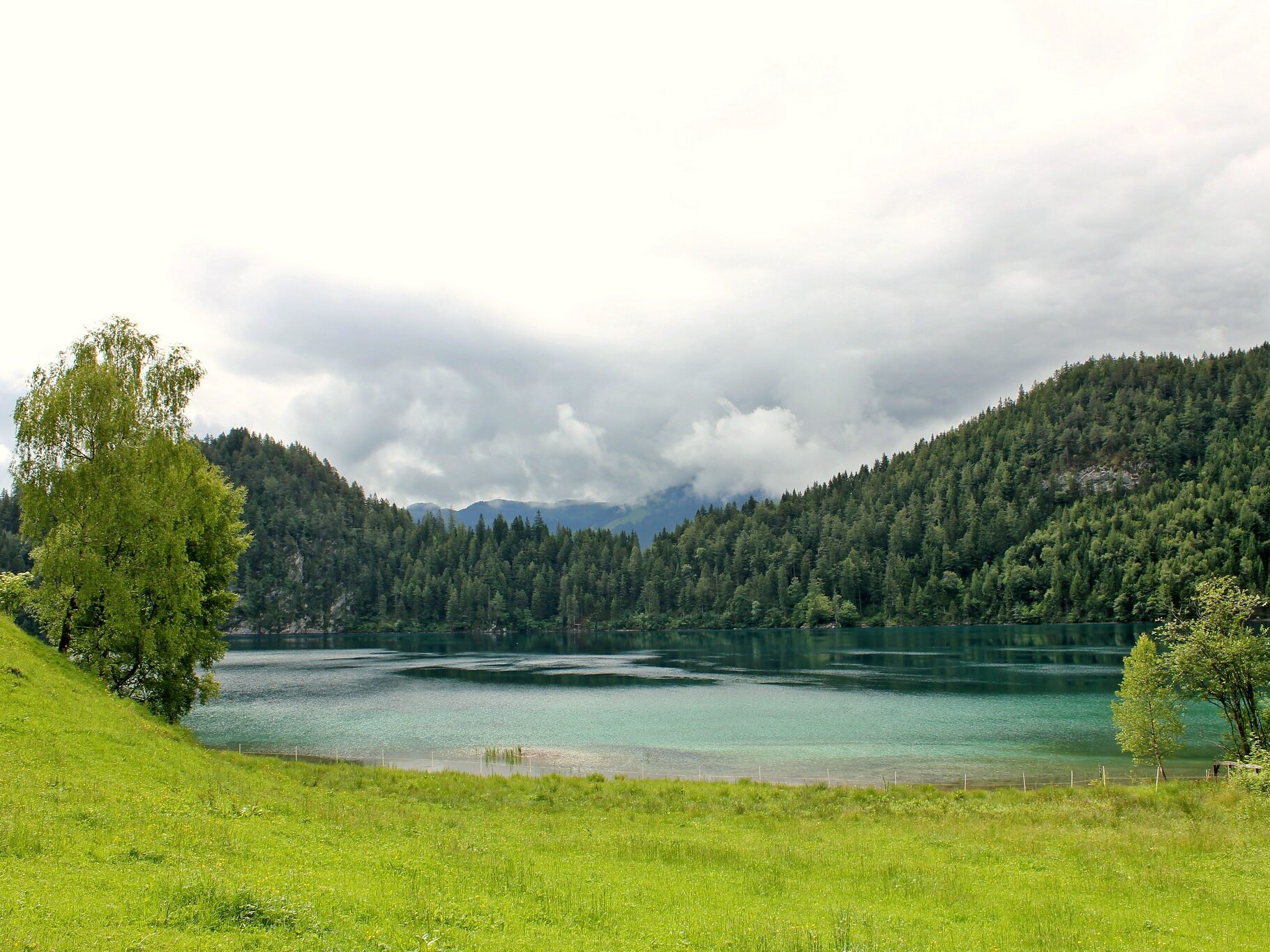 Panorama del lago Hintersteiner