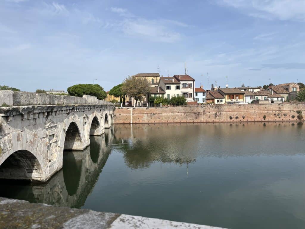 Cosa vedere a Rimini: Ponte Tiberio
